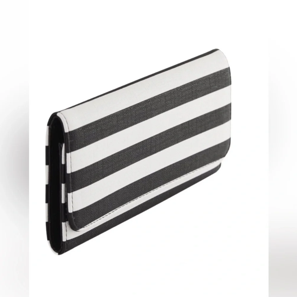 Kut from the Kloth Slim Striped Trifold Wallet Black/White  | Size: 7.5